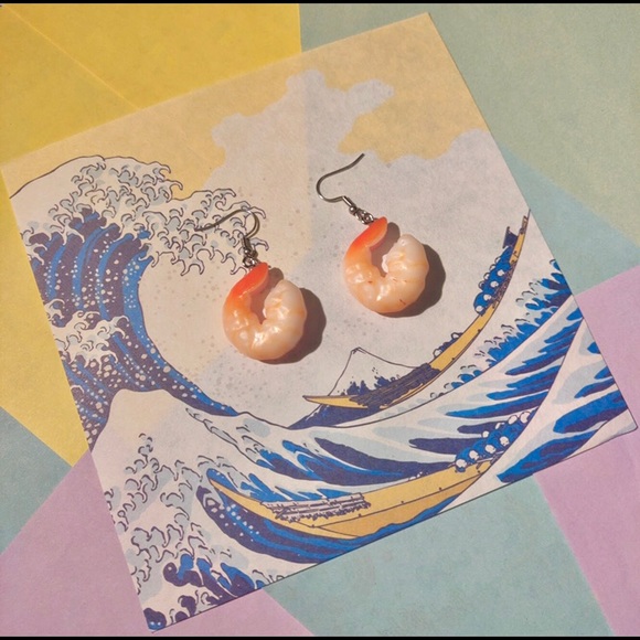 Shrimp Earrings đ¤